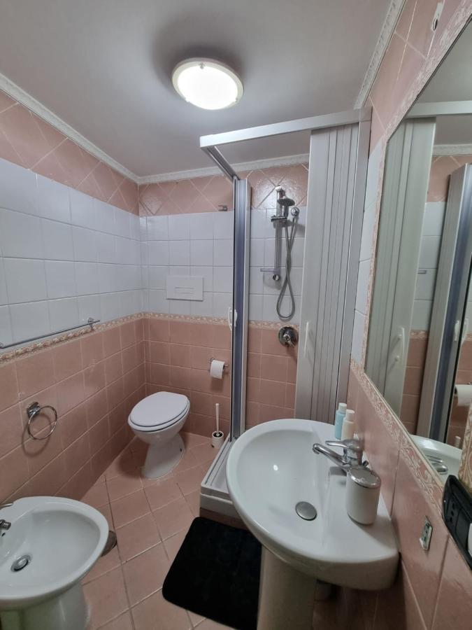 Donnaluisa Appartement Napels Buitenkant foto